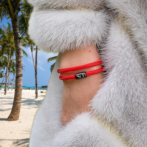 Survival Bracelet with Magnetic Clasp
